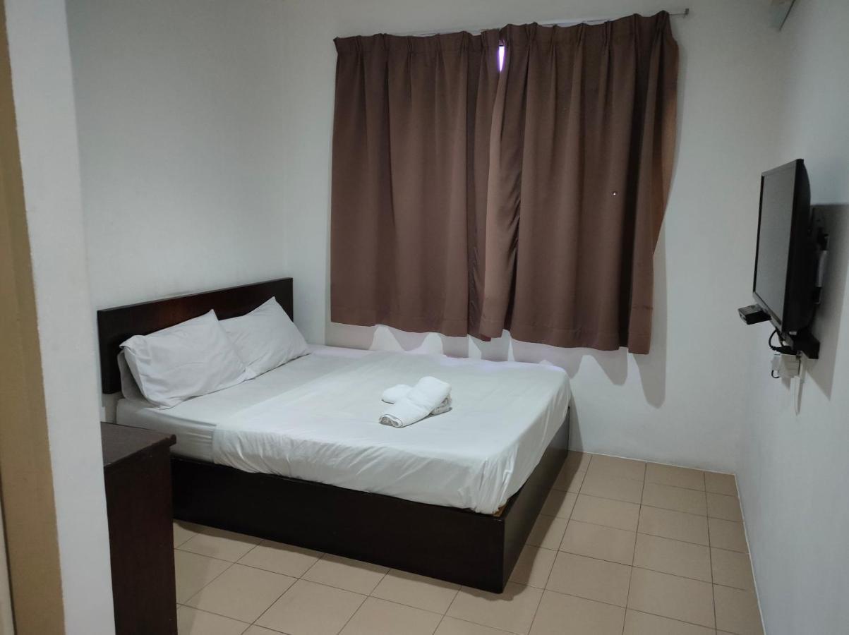 טלוק אינטן Hotel Star Inn מראה חיצוני תמונה